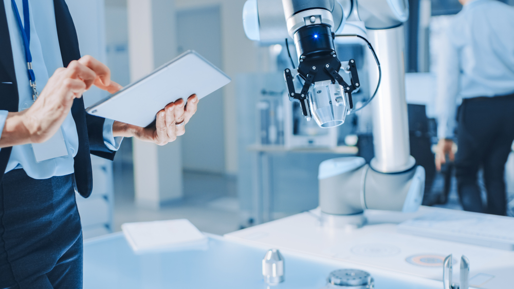 Manufacturers Benefit from Using AI to Facilitate Augmented Reality