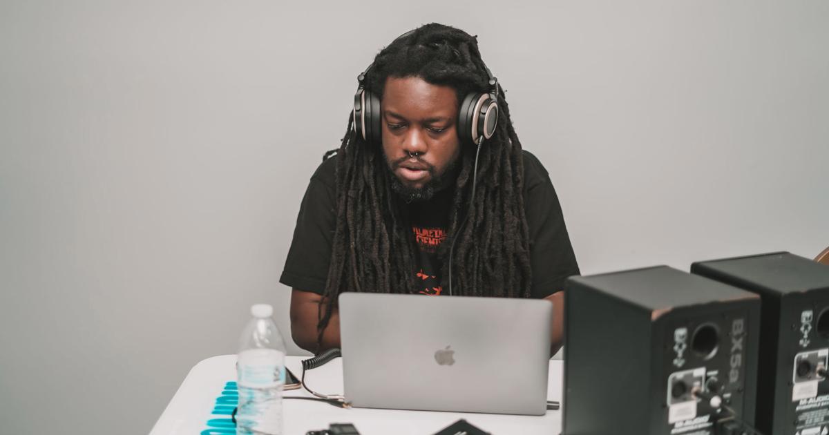 Snoop Dogg's latest NFT drop features Charleston rapper who's giving back locally