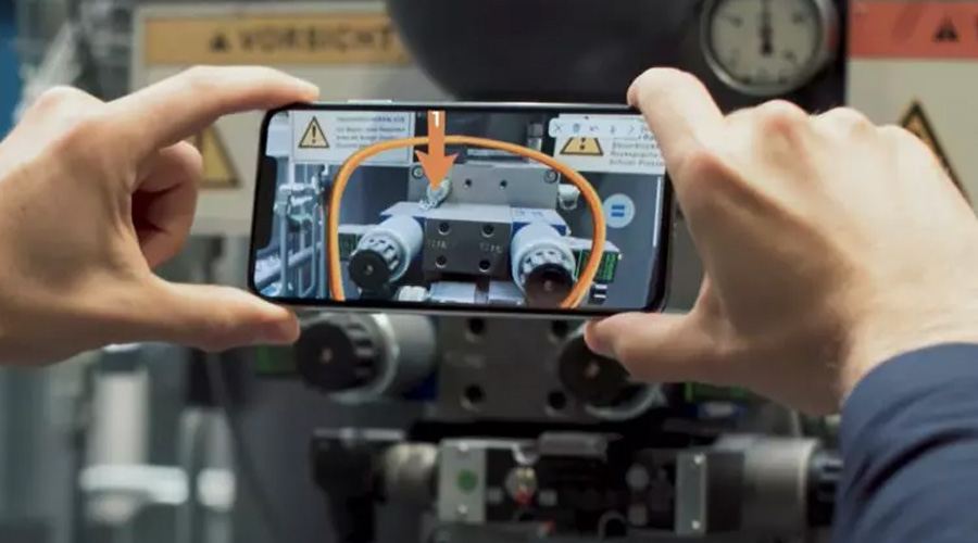 TeamViewer and SAP join forces to digitalize warehouse operations with Augmented Reality