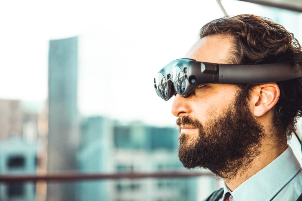 Trends in Virtual & Augmented Reality Banking & Fintech