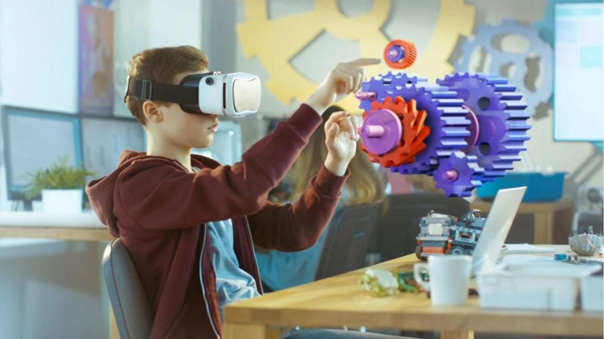 What Is Augmented Reality? | Tech & Learning
