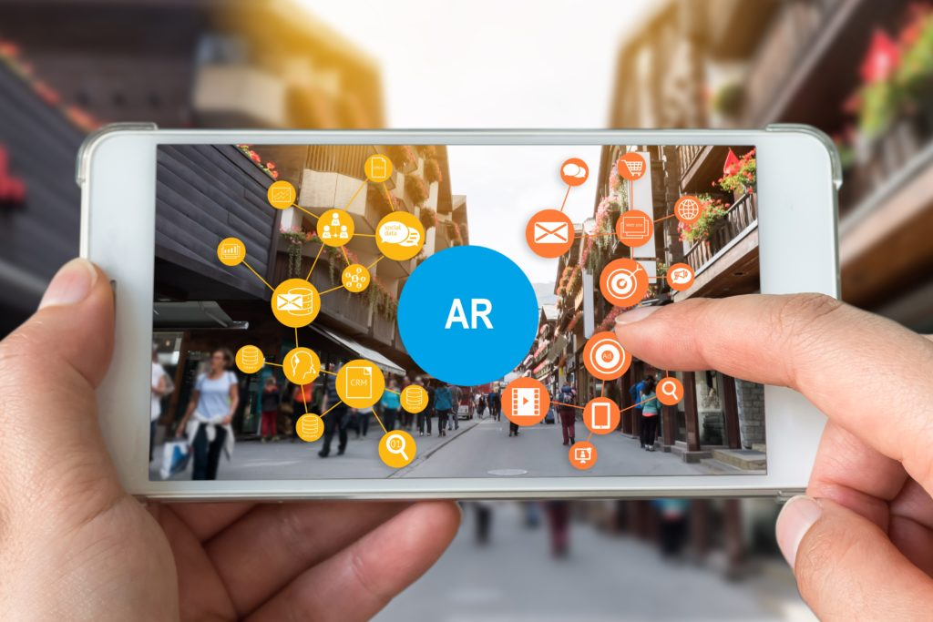 How to use Augmented Reality with a smartphone? - Inglobe Technologies