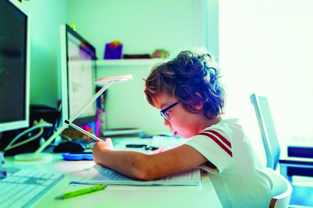An Augmented Reality in classrooms