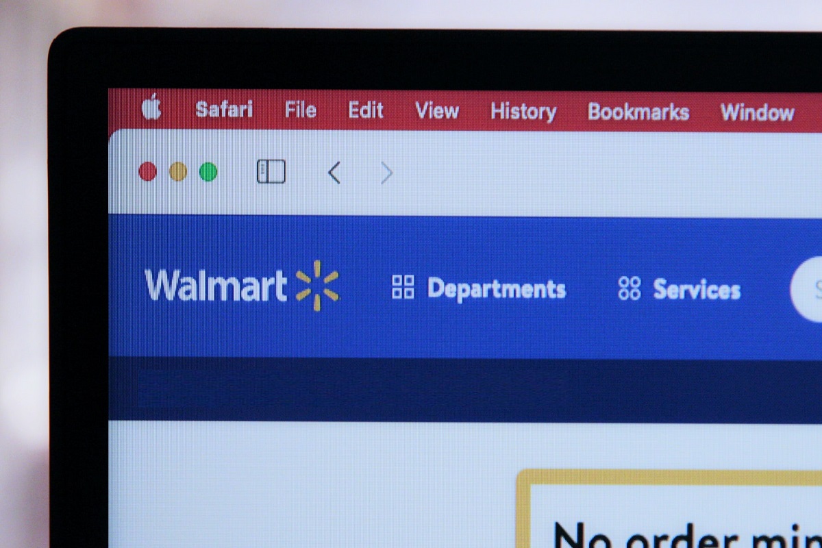 Walmart adds augmented reality shopping features into its app