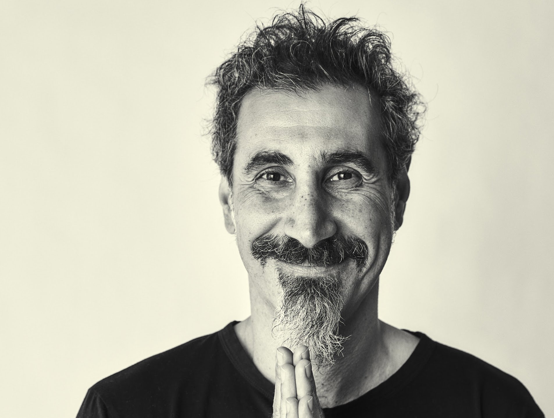 Serj Tankian Releasing New EP With Augmented Reality App