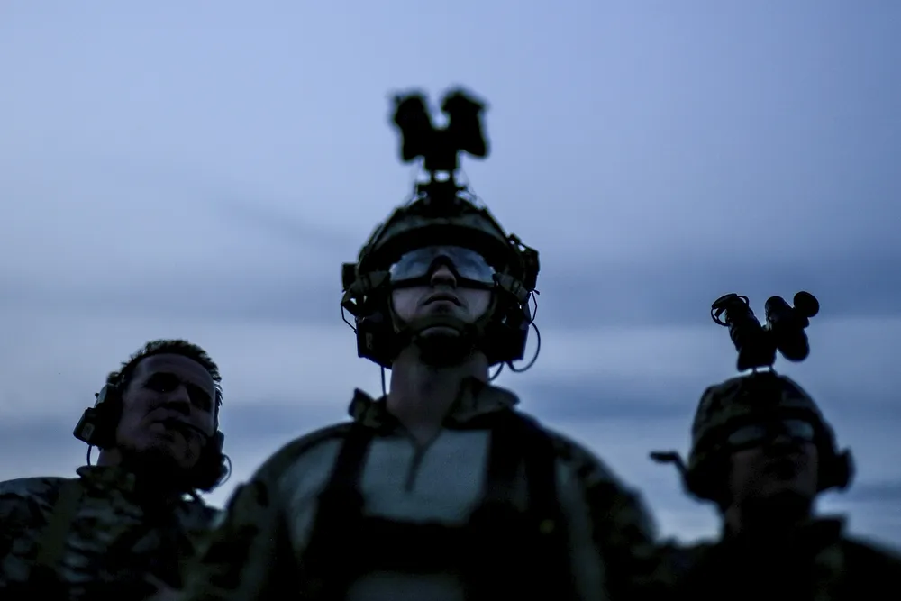 AR Goggles for Soldiers: How Augmented Reality is Changing the Way Our Troops Fight | SOFREP