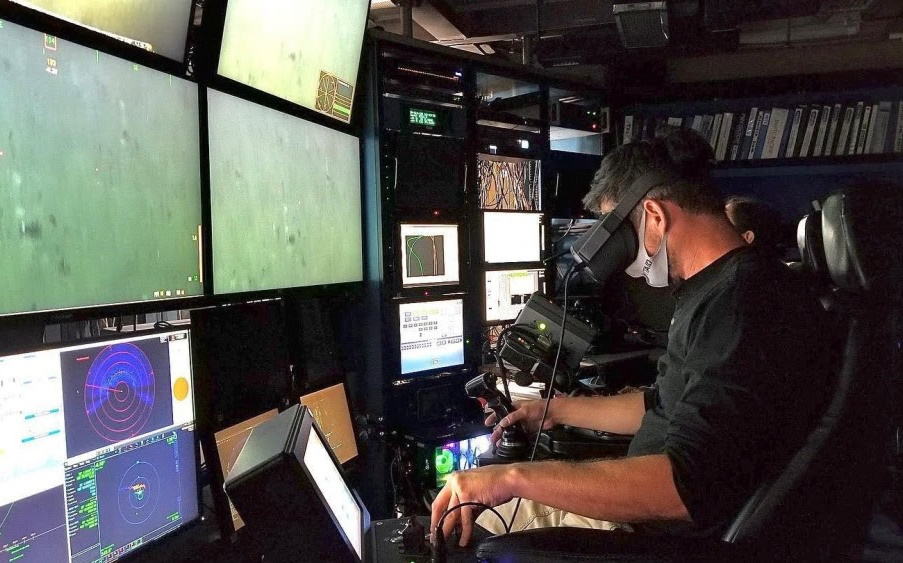 Augmented and Virtual Reality Capabilities for ROV Operators