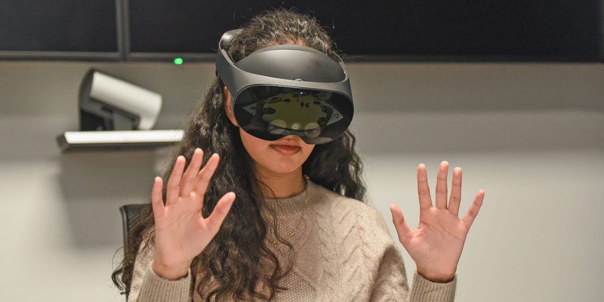I tried out Meta's $1,500 virtual reality headset to attend a meeting in the metaverse. The tech was undeniably cool, but after 20 minutes I was relieved to take it off.