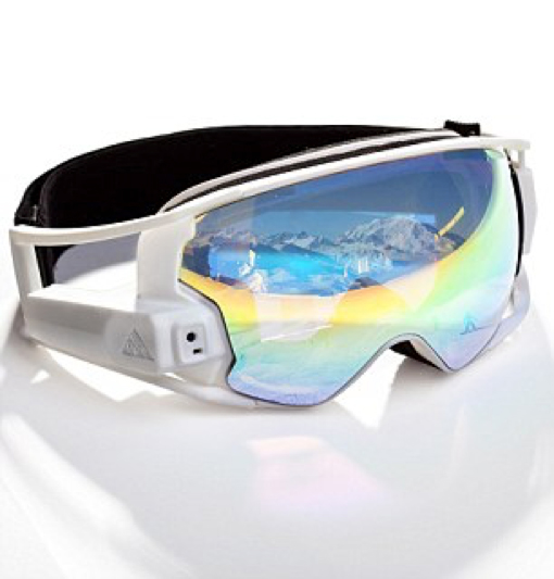 Augmented Reality ski goggles create slalom tracks to follow and video message in real time