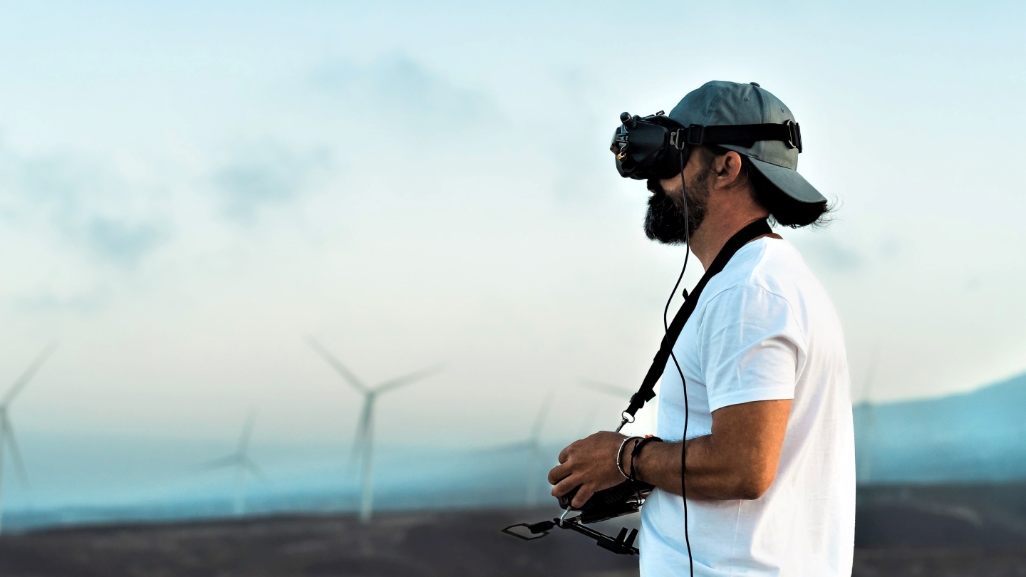 Augmented reality vs mixed reality – Apple glasses product pitch