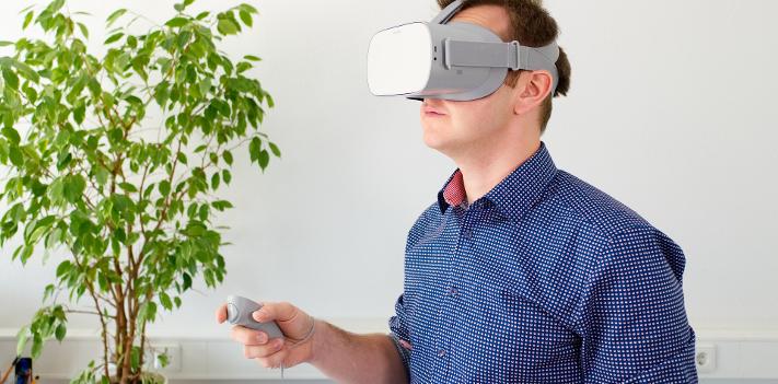 Empowerment through Technology? Offering Virtual Reality in Care Homes | Oxford Institute of Population Ageing