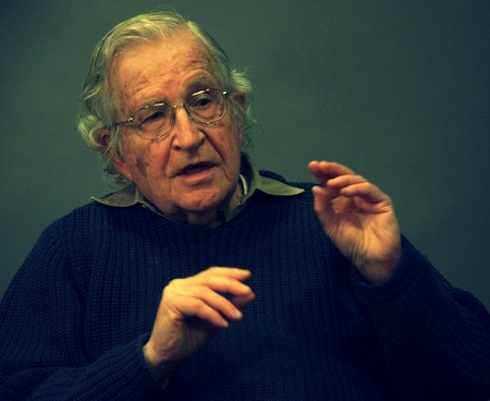 Noam Chomsky Explains Where Artificial Intelligence Went Wrong |  Open Culture