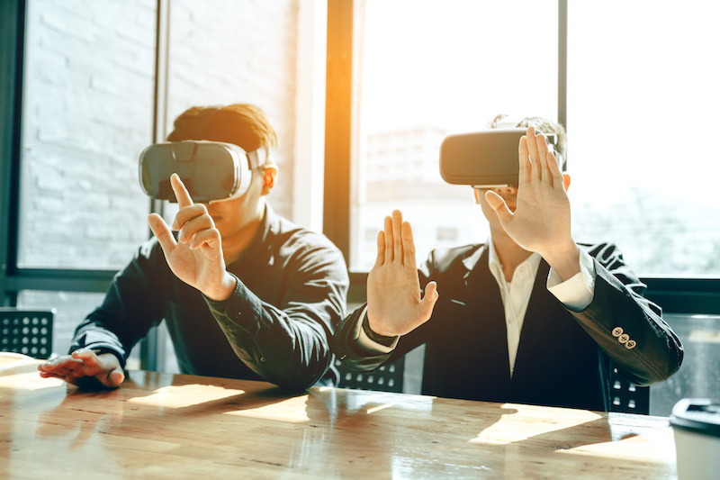 A History of Virtual Reality - 42 Interactive