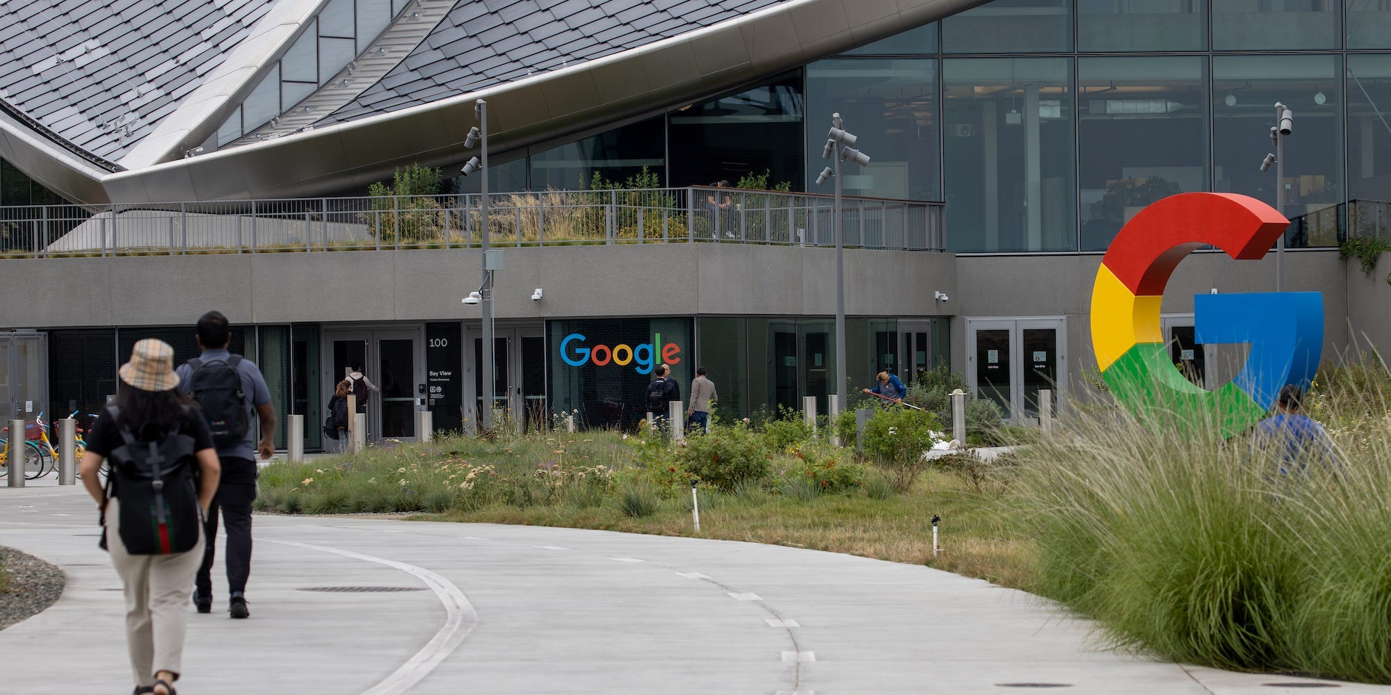 ChatGPT rival Bard and looming event from OpenAI backer Microsoft swing Alphabet stock as artificial intelligence race heats up