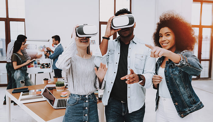 What Are The Benefits Of Using Virtual Reality For Your Marketing Campaign?