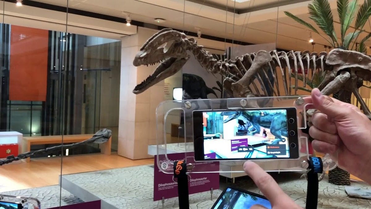 Building Augmented Reality for the Web: Which Platform is the Best?