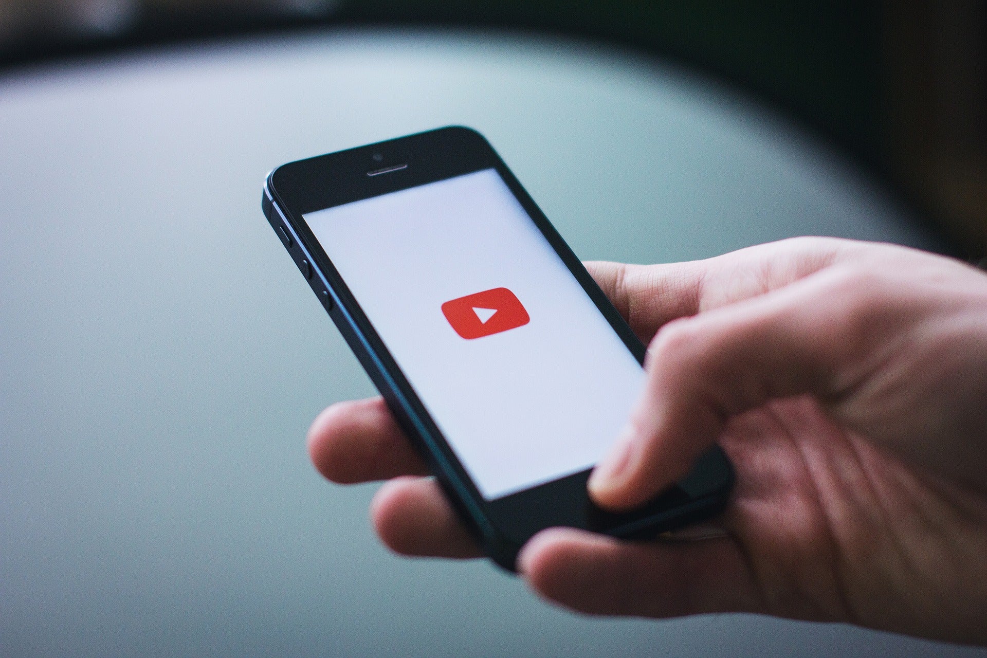 New YouTube CEO Likes NFTs: How It Could Push Alphabet Further Into Web3 - Alphabet (NASDAQ:GOOG) - Benzinga