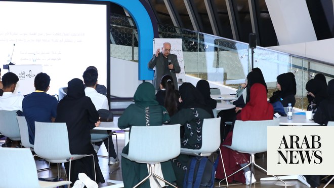 Artificial intelligence cannot ‘substitute’ for human thought in translation process, Ithra session told